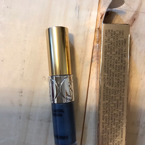 YSL  Makeup eye shadow - Picture 3 of 3